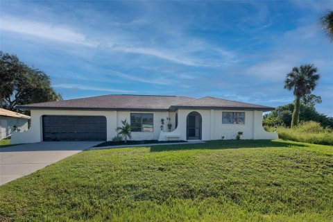 Villa ou maison à vendre à Port Charlotte, Floride: 2 chambres, 102.84 m2 № 1380848 - photo 2