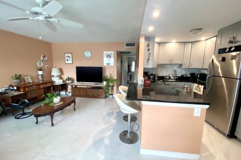 Condo in Deerfield Beach, Florida, 2 bedrooms  № 1051231 - photo 27