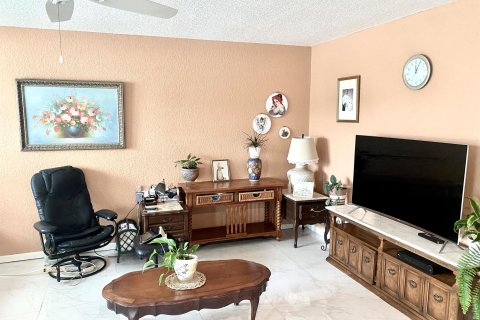 Condo in Deerfield Beach, Florida, 2 bedrooms  № 1051231 - photo 25