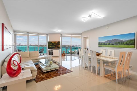 Condominio en venta en Miami, Florida, 3 dormitorios, 173.26 m2 № 1399444 - foto 22