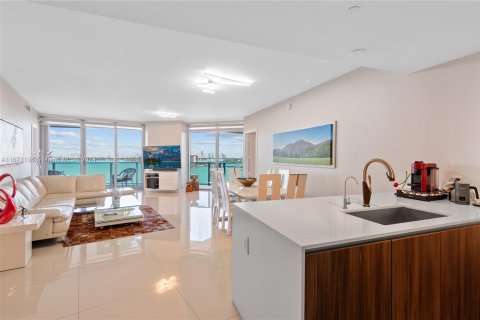 Condominio en venta en Miami, Florida, 3 dormitorios, 173.26 m2 № 1399444 - foto 28