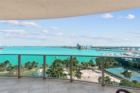 Condominio en venta en Miami, Florida, 3 dormitorios, 173.26 m2 № 1399444 - foto 9