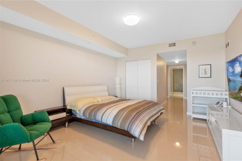 Condominio en venta en Miami, Florida, 3 dormitorios, 173.26 m2 № 1399444 - foto 17