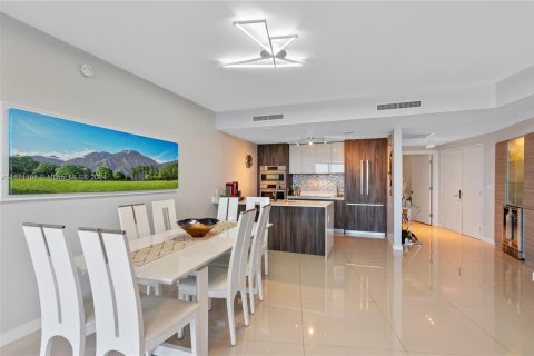 Condominio en venta en Miami, Florida, 3 dormitorios, 173.26 m2 № 1399444 - foto 29