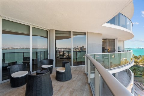 Condominio en venta en Miami, Florida, 3 dormitorios, 173.26 m2 № 1399444 - foto 5