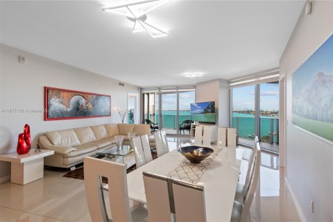 Condominio en venta en Miami, Florida, 3 dormitorios, 173.26 m2 № 1399444 - foto 25