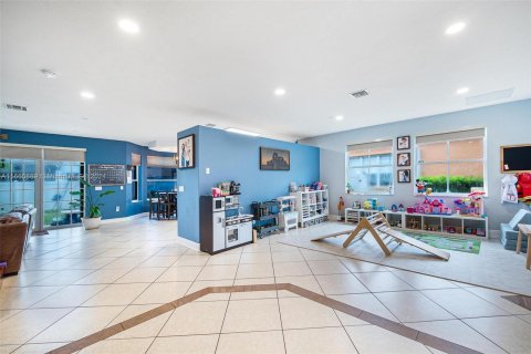 Casa en venta en Miramar, Florida, 4 dormitorios, 267 m2 № 1399488 - foto 5