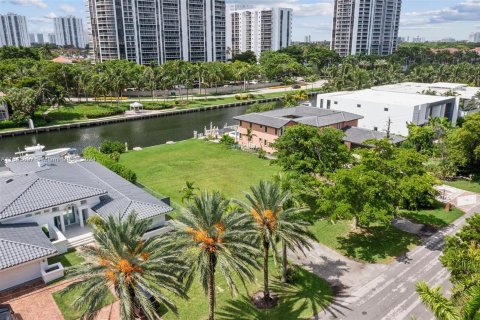 Terreno en venta en Hallandale Beach, Florida № 1330869 - foto 9