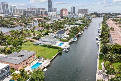 Terreno en venta en Hallandale Beach, Florida № 1330869 - foto 4