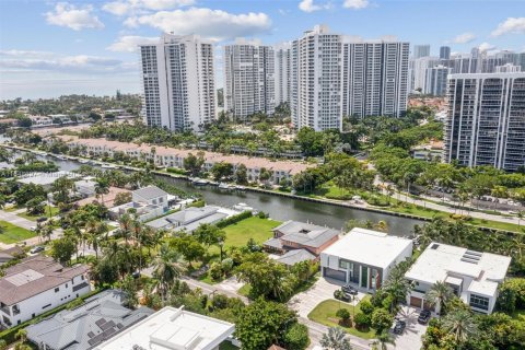 Terreno en venta en Hallandale Beach, Florida № 1330869 - foto 7