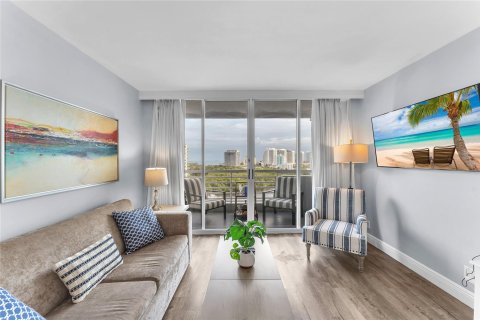 Condo in Fort Lauderdale, Florida, 1 bedroom  № 1161653 - photo 15