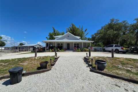 Villa ou maison à vendre à Punta Gorda, Floride: 2 chambres, 141.21 m2 № 1212719 - photo 12