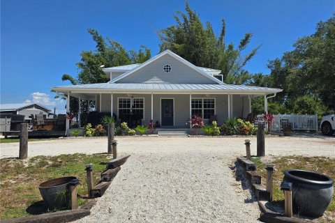 Villa ou maison à vendre à Punta Gorda, Floride: 2 chambres, 141.21 m2 № 1212719 - photo 1