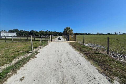 Villa ou maison à vendre à Punta Gorda, Floride: 2 chambres, 141.21 m2 № 1212719 - photo 2