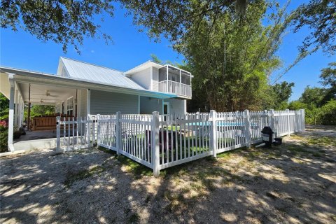 House in Punta Gorda, Florida 2 bedrooms, 141.21 sq.m. № 1212719 - photo 17