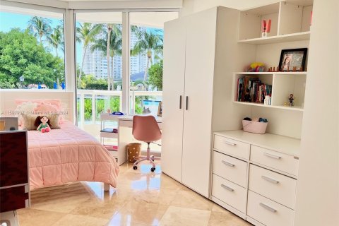 Copropriété à vendre à Aventura, Floride: 3 chambres, 157.56 m2 № 1206410 - photo 15