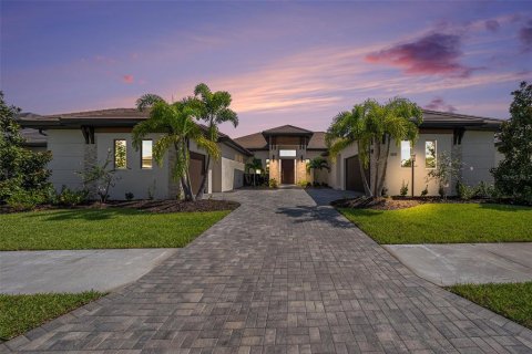 Villa ou maison à vendre à Sarasota, Floride: 3 chambres, 333.43 m2 № 1341222 - photo 1