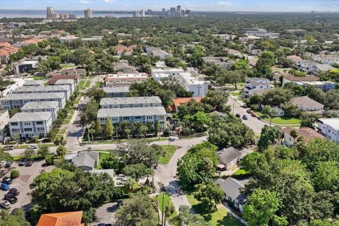 Villa ou maison à vendre à Tampa, Floride: 4 chambres, 158.12 m2 № 1341221 - photo 29