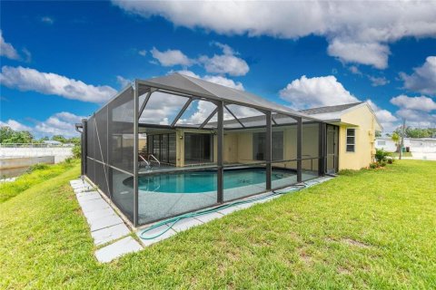 Casa en venta en Port Charlotte, Florida, 4 dormitorios, 135.36 m2 № 1341186 - foto 8