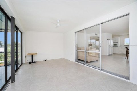 Casa en venta en Port Charlotte, Florida, 4 dormitorios, 135.36 m2 № 1341186 - foto 22