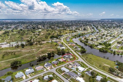 Casa en venta en Port Charlotte, Florida, 4 dormitorios, 135.36 m2 № 1341186 - foto 26