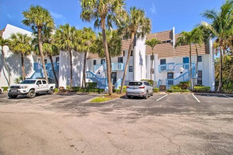 Copropriété à vendre à Jensen Beach, Floride: 2 chambres, 129.51 m2 № 1033658 - photo 1