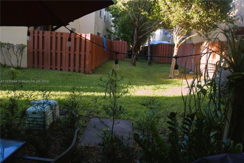 Townhouse in Cutler Bay, Florida 3 bedrooms, 123.1 sq.m. № 1033620 - photo 19