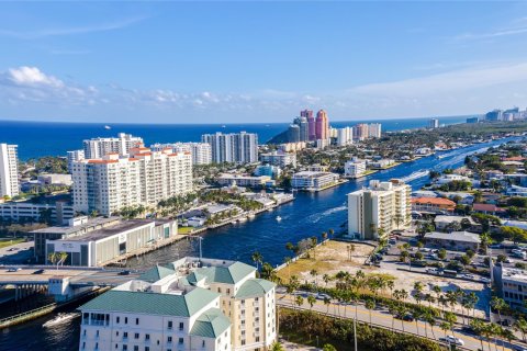 Condo in Fort Lauderdale, Florida, 2 bedrooms  № 1041005 - photo 23