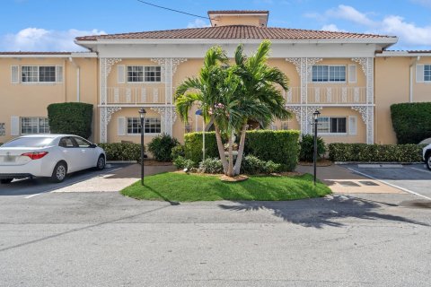 Condo in Fort Lauderdale, Florida, 2 bedrooms  № 1041005 - photo 18