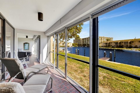 Copropriété à vendre à Pompano Beach, Floride: 2 chambres, 142.98 m2 № 1041037 - photo 16