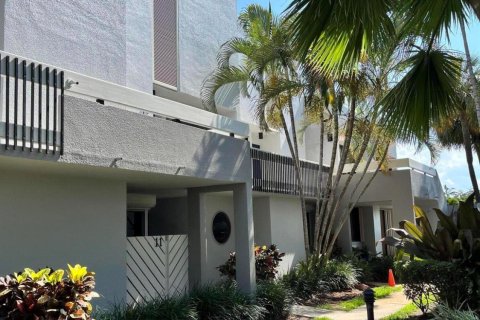 Condo in Pompano Beach, Florida, 2 bedrooms  № 1041037 - photo 29