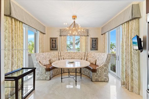 Condo in Miami Beach, Florida, 3 bedrooms  № 1225019 - photo 9