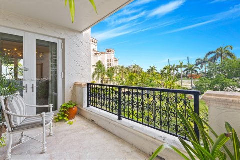 Condo in Miami Beach, Florida, 3 bedrooms  № 1225019 - photo 17