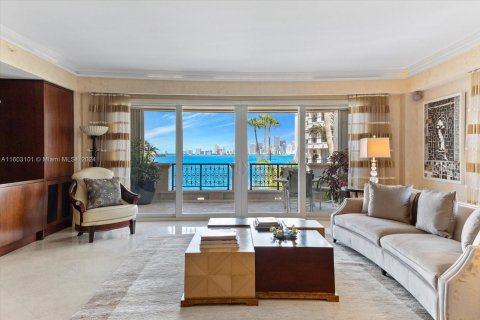 Condo in Miami Beach, Florida, 3 bedrooms  № 1225019 - photo 4