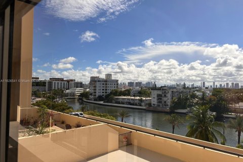 Copropriété à vendre à Miami Beach, Floride: 2 chambres, 82.68 m2 № 1272747 - photo 6