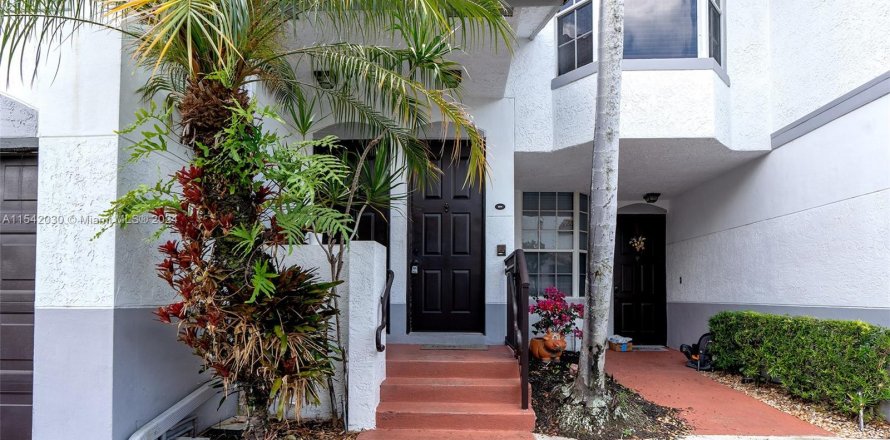 Condo in Sunrise, Florida, 3 bedrooms  № 1037802