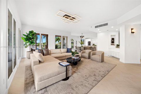 Condominio en venta en Coral Gables, Florida, 3 dormitorios, 255.48 m2 № 1072078 - foto 9