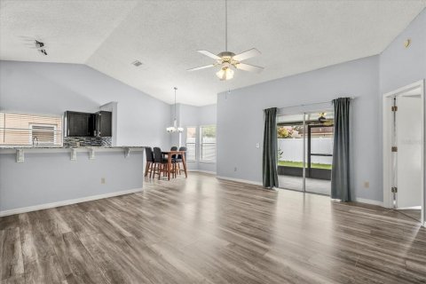 Casa en venta en Orlando, Florida, 3 dormitorios, 128.67 m2 № 1429499 - foto 5