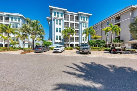 Copropriété à vendre à Bradenton, Floride: 3 chambres, 154.59 m2 № 1378368 - photo 6