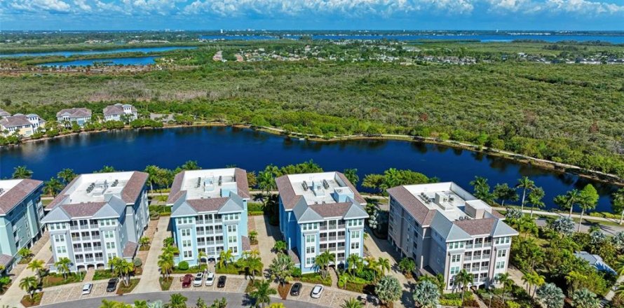 Condo in Bradenton, Florida, 3 bedrooms  № 1378368