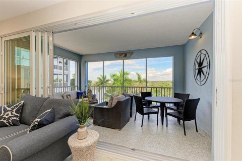 Condo in Bradenton, Florida, 3 bedrooms  № 1378368 - photo 25