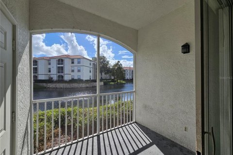 Condo in Orlando, Florida, 3 bedrooms  № 1428640 - photo 15