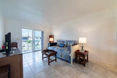 Condo in North Palm Beach, Florida, 2 bedrooms  № 1065899 - photo 18