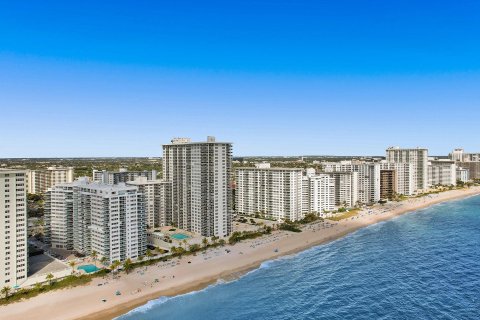 Condo in Fort Lauderdale, Florida, 2 bedrooms  № 1065900 - photo 11