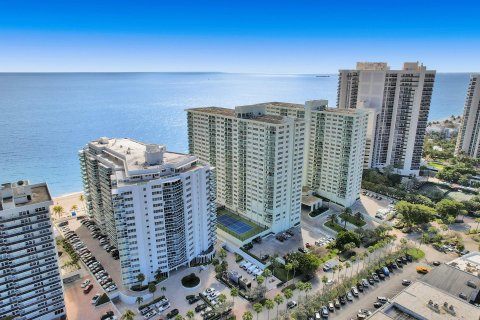 Condo in Fort Lauderdale, Florida, 2 bedrooms  № 1065900 - photo 6