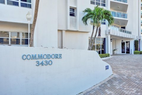 Condo in Fort Lauderdale, Florida, 2 bedrooms  № 1065900 - photo 18