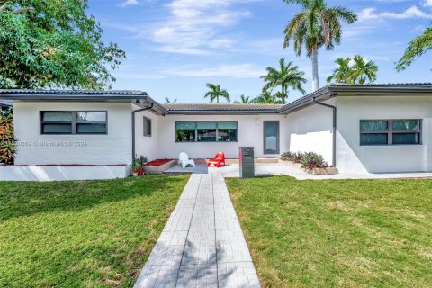 Villa ou maison à vendre à Miami Shores, Floride: 3 chambres, 182.55 m2 № 1031039 - photo 21