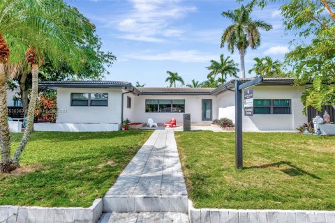Villa ou maison à vendre à Miami Shores, Floride: 3 chambres, 182.55 m2 № 1031039 - photo 20