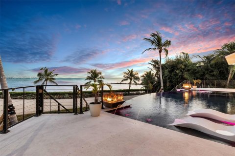 Villa ou maison à vendre à Islamorada, Village of Islands, Floride: 6 chambres, 613.34 m2 № 1030961 - photo 19
