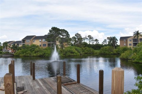 Condo in Saint Petersburg, Florida, 1 bedroom  № 1378116 - photo 17